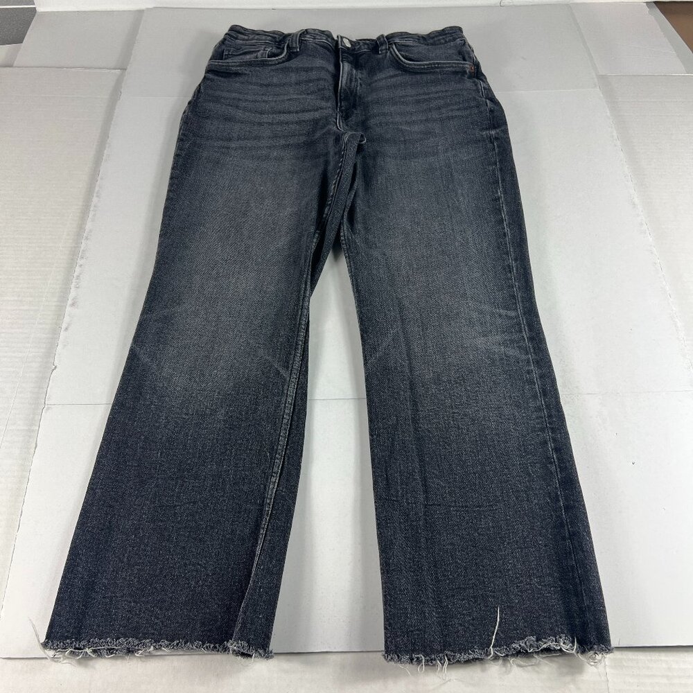Zara Jean Women 30x25* Mid Rise Cropped Boot Cut Black Faded Raw Hem Denim Tag 8